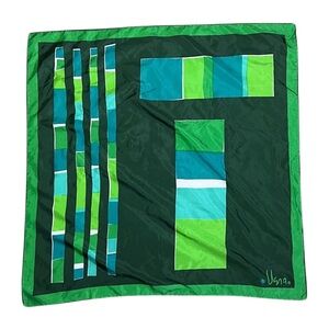 VINTAGE VERA NEUMANN Scarf